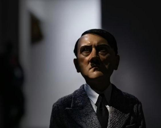 Avanza la Rivoluzione Silenziosa e la democrazia s'affoga