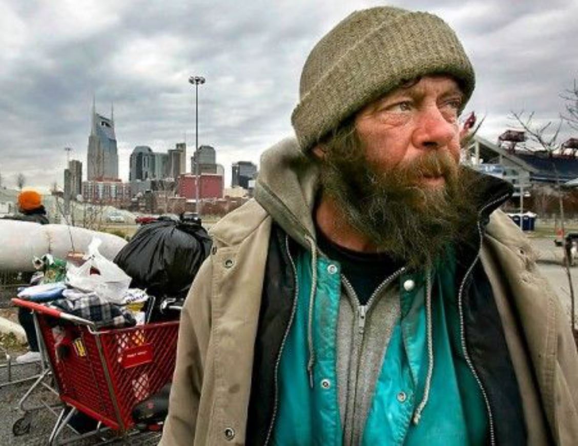 Biden con l'economia in panne non sa dove andare